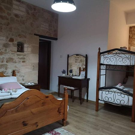 Hanna Koumi Boutique Hotel Kormakiti 객실 사진