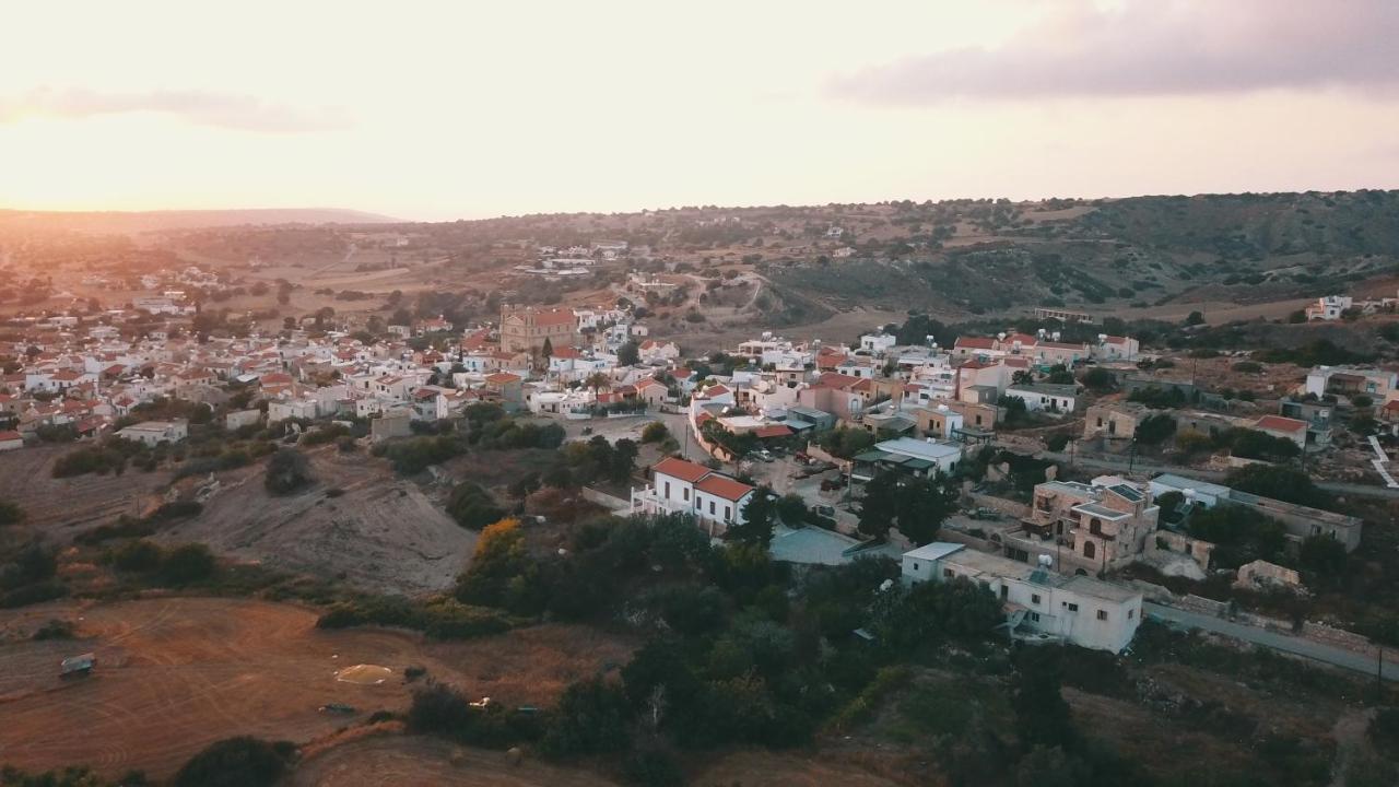 Hanna Koumi Boutique Hotel Kormakiti 외부 사진